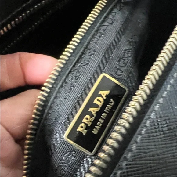 3284 Prada Black Saffiano Leather Tote - Picture 10 of 13